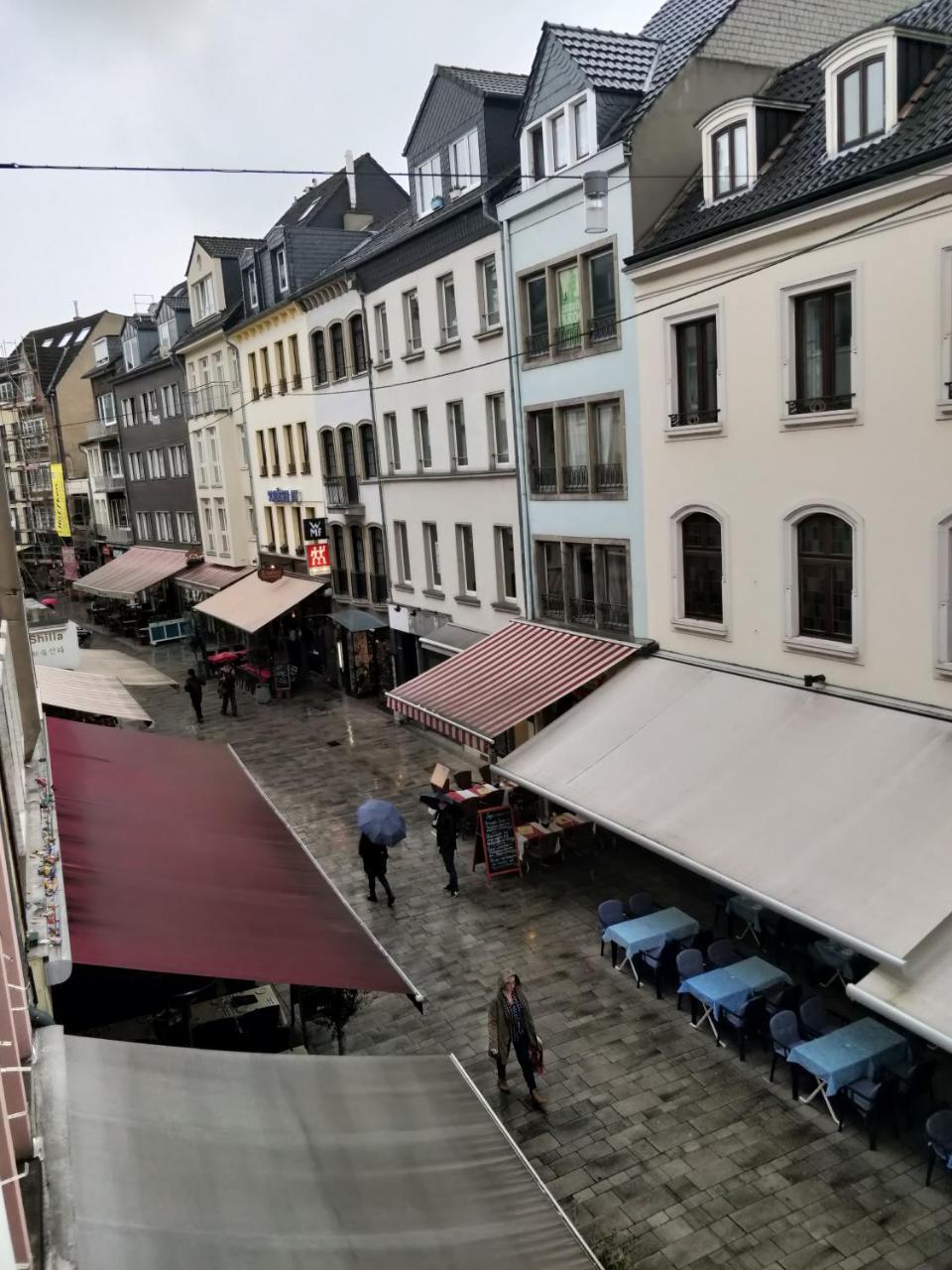 Apartamento Avi Deluxe Altstadt Apart Düsseldorf Exterior foto